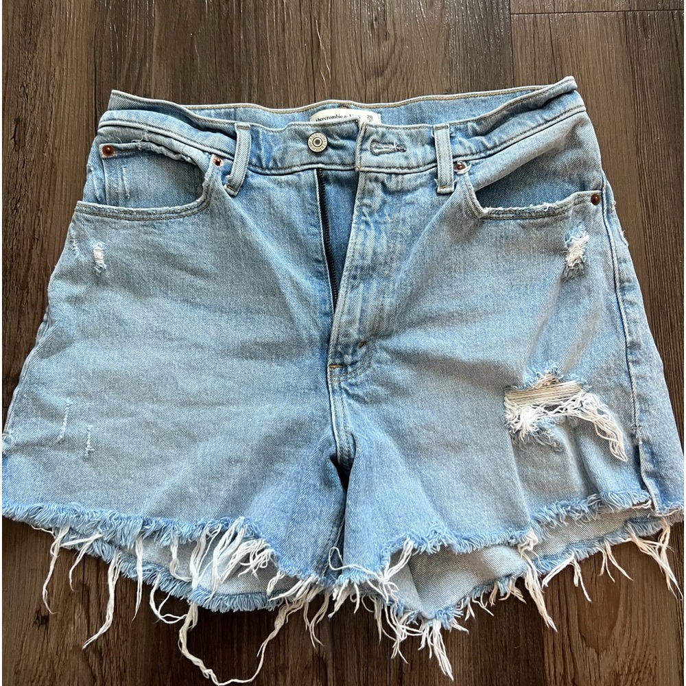 Abercrombie curve love high rise shorts